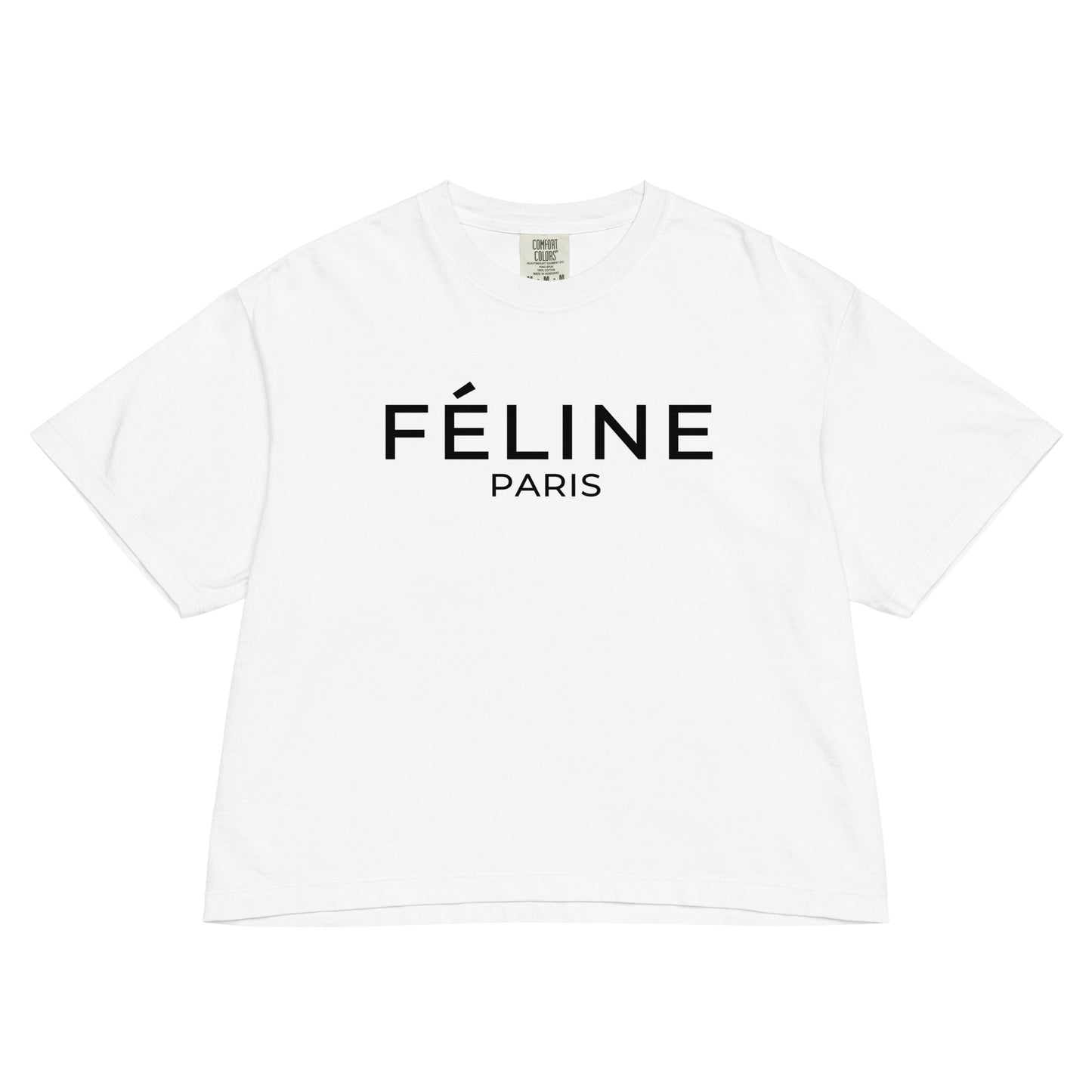 White t-shirt with 'Féline Paris' text on a white background
