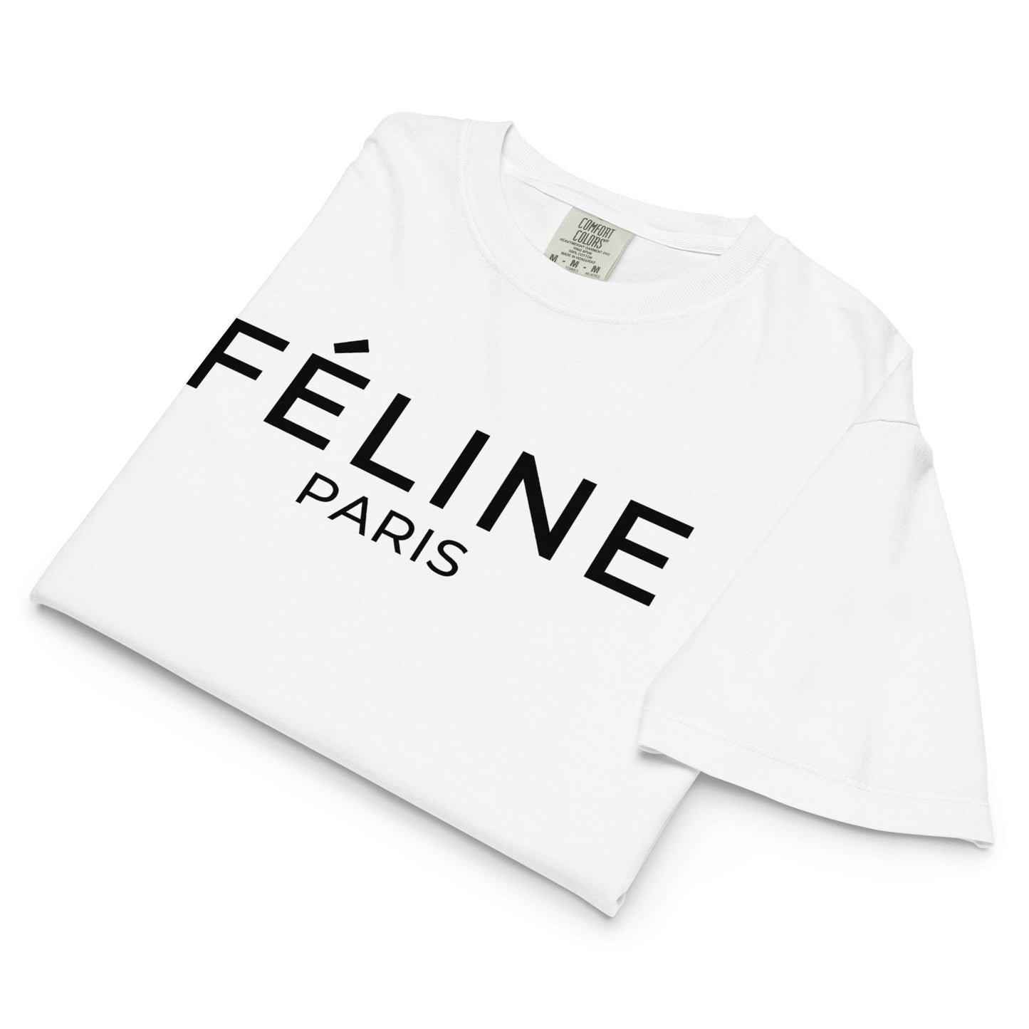 White t-shirt with 'Féline Paris' text on a white background