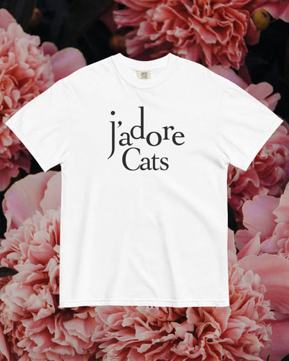 White t-shirt with 'j'adore cats' text on a background of pink flowers