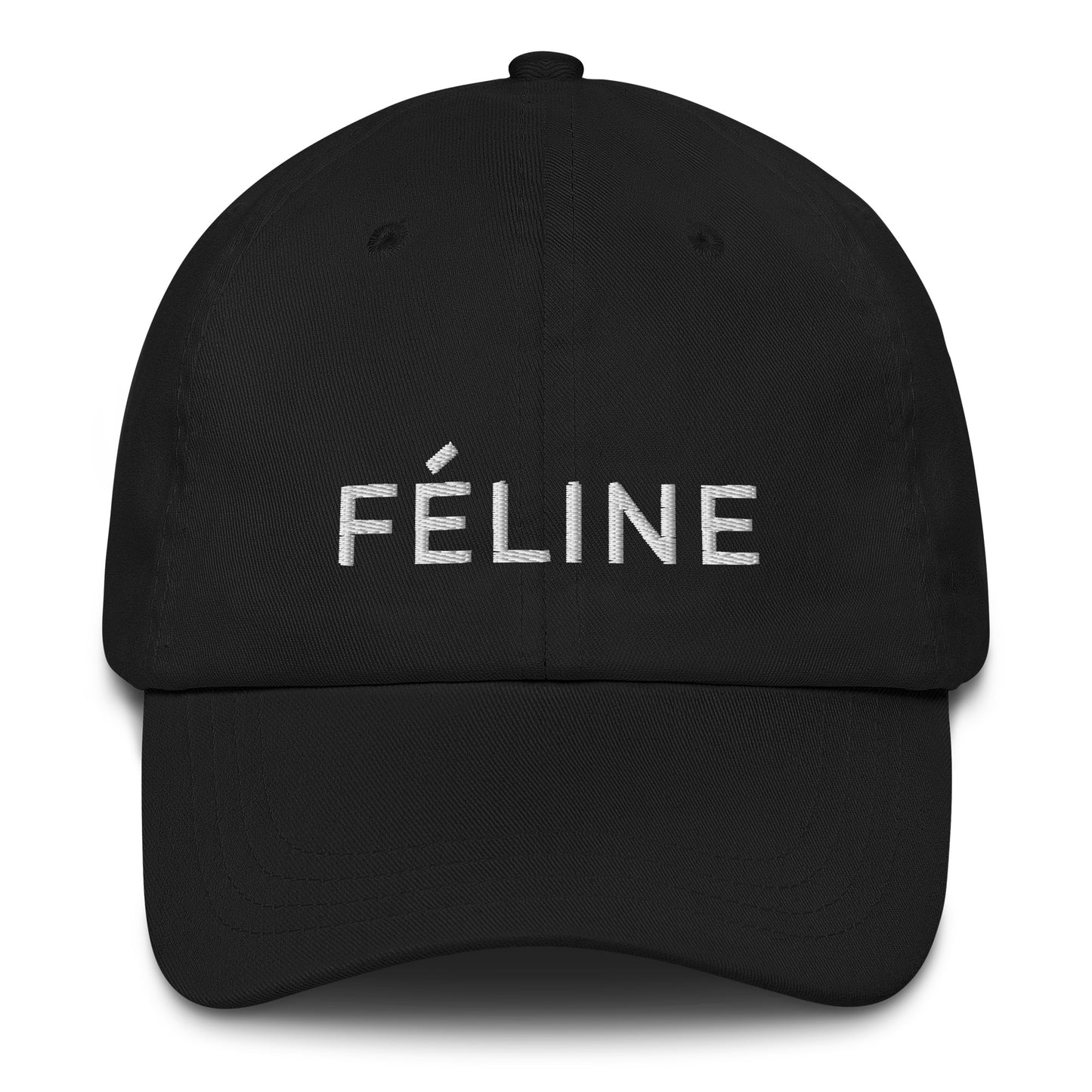 Black cap with 'Féline' embroidered on a white background