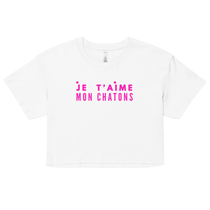 White t-shirt with pink text 'Je t'aime mon chatons' on a white background